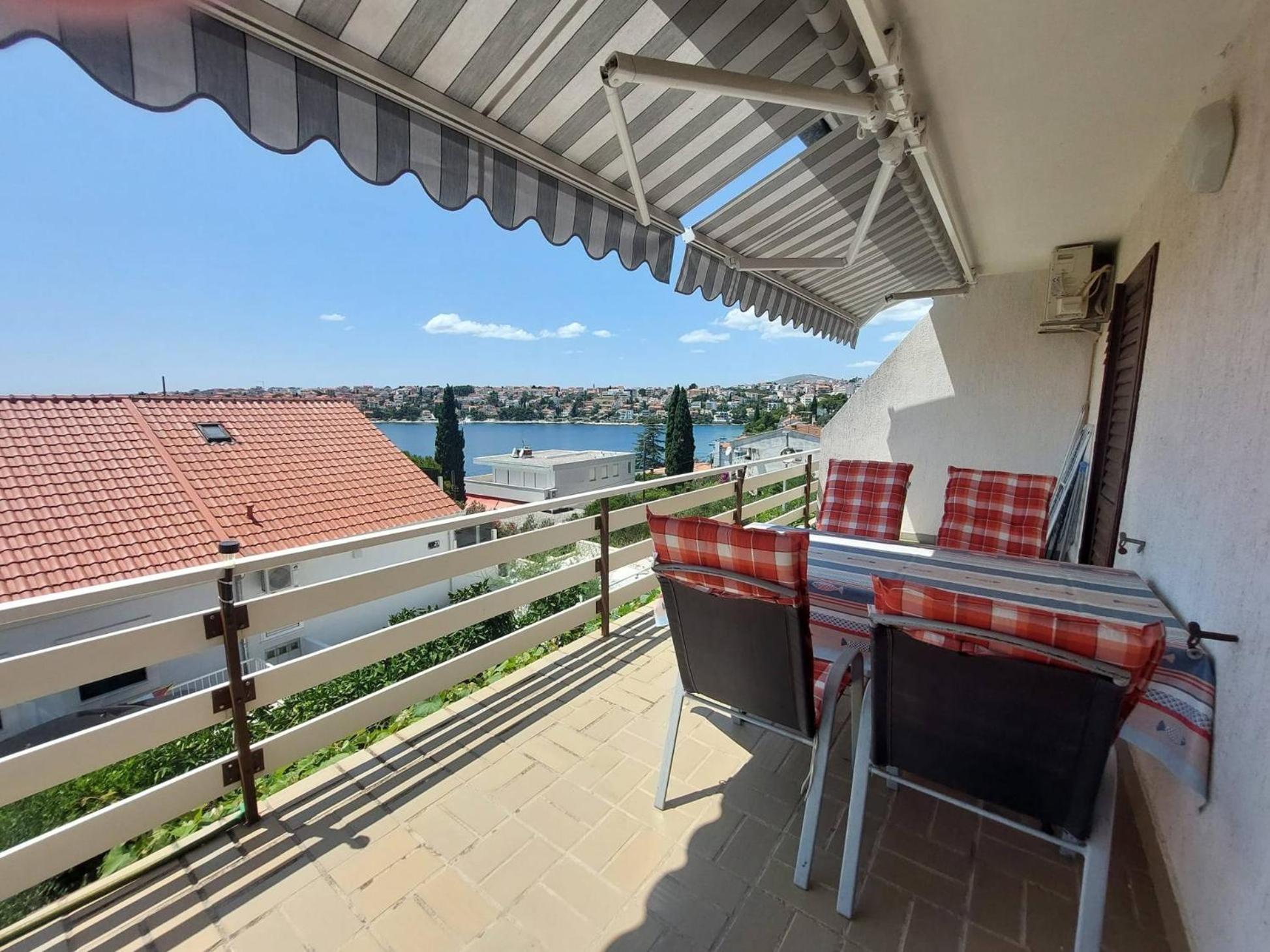 Apartments By The Sea Mavarstica, Ciovo - 2043 Трогір Екстер'єр фото